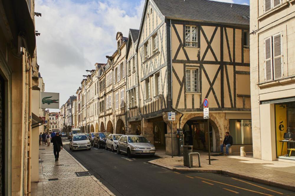 La Maison D'Auguste Saint-Xandre Buitenkant foto
